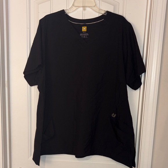 WonderWink Tops - Women’s Black V-Neck Scrub Top